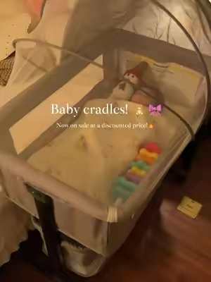 Travel made easy! ✈ This folding 3-in-1 crib is a must-have for holiday trips. GRAB IT BEFORE IT'S GONE!  #babybassinet #3in1crib #travelbassinet #flashsale #holidaytravel 