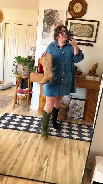 Wide calf cowgirl boots!! So many colors available!!! #widecalfboots #cowgirlboots #cowboyboots #TikTokShopCreatorPicks #concertoutfit @FIORALIE 