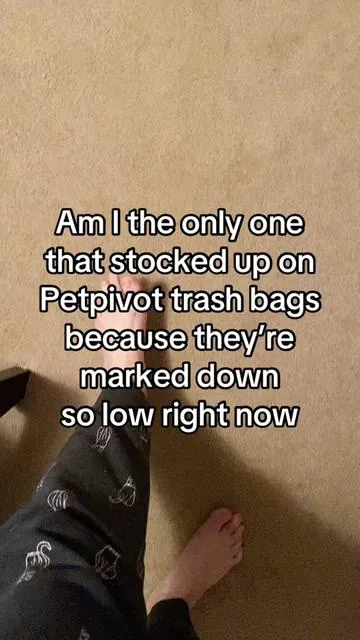 Pet pivot auto scooper waste bags