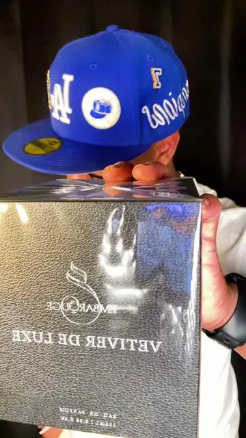 Bellavita here is your flowers 💐 Fellas a cologne made right add it to the collection cause this will have you feeling yourself & she taking notice @BellaVitashop #bellavita #colognetiktok #menfragrances #menscologne #tiktokcreatorpicks 