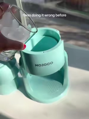 This shave ice maker is such an easy and fun treat to make this summer ☀️ #shavedice #sweettreats 