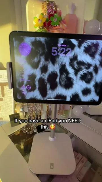 7597961012700024095