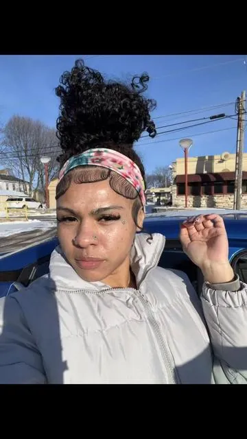 You can’t tell me this doesn’t look natural😍 @Frodio Hair #wiginstall #halfwig #tiktokshop #tutorial #halfwigs #frodiohair 