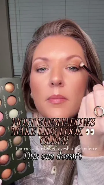 Laura Geller baked eyeshadow palette in earthy neutrals 🤎 Smooth, crease-free eyeshadow made for mature skin. No fallout, no chalkiness, just soft everyday glam. Perfect neutral eyeshadow palette for hooded or textured lids. 🛒 Add to cart while it’s on sale. @Laura Geller Beauty #earthytones #lauragellerbeauty #hoodedeyes #makeupover40 #tiktokshopcreatorpicks 