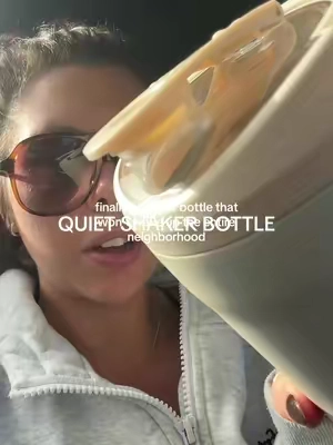 thank u @HYDROJUG for making a quiet shaker bottle! #minimizerbra #hydrojug #shakerbottle 