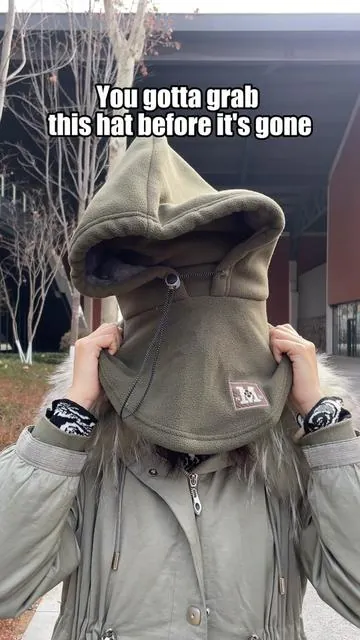 3-in-1 winter hat, keeps your face, neck & ears toasty AF! Grab it fast, hit the link!#balaclava  #TikTokHolidayHaul #spotlightfinds#homeandelectronicsdeals