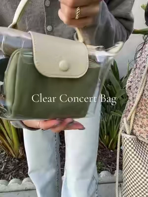 Stadium bags can be cute 😍 Clear crossbody that passes security + matches every outfit ✨ @Bostanten #stadiumbag #clearbag #concertbag #clearcrossbody #crossbodybag 