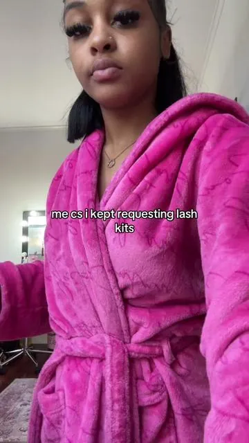 i didn’t think they was all gon get accepted now i got lashes for daysss 😂 #tiktokshop #lashclusters #freesample 