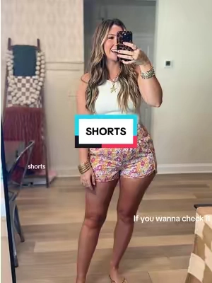 The cutest shorts for spring 🌸💐🌷🌼 #fashion #fyp #fypシ #springfashion #tiktokshopfinds 