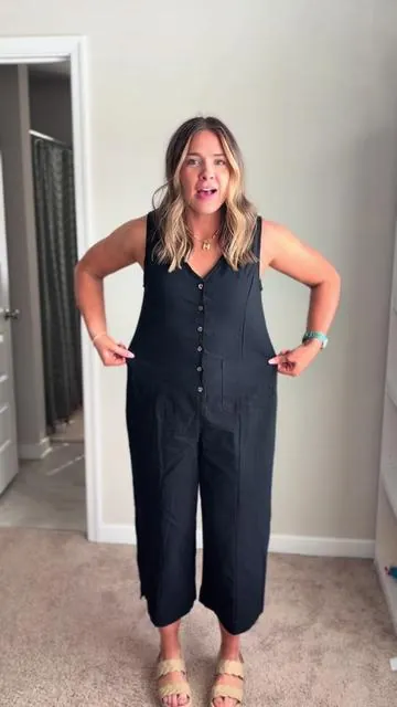 Wearing size small! Instantly snatched 🔥 @Uaneo #jumpsuit #romper #womensfashion #outfitinspo #womensoutfit 
