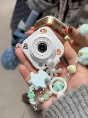 My Best gift 🎁 #digitalcamera #fypシ゚viral #cameratips #aesthetic #foryoupage #TikTokShop #camera #TikTokShopBlackFriday #TikTokShopCyberMonday #gaygirlsoftiktok #Gift #Tiktokshopgift #backtoschool #ValentinesDay #Tiktokshopstockup 