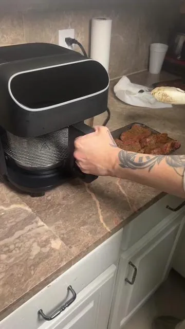 This makes Steak perfect  #cookinghacks #airfryer 
