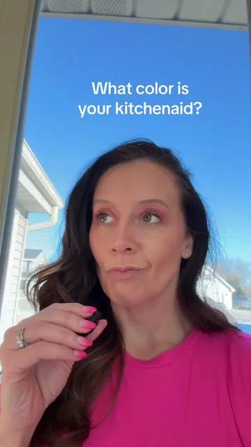 Why did I just get the grey Kit head stand mixer when all these beautiful ones exist?!? @QVC, Inc  . #kitchenaid #kitchenaidstandmixer #standmixer #tiktokshopcreatorpicks 