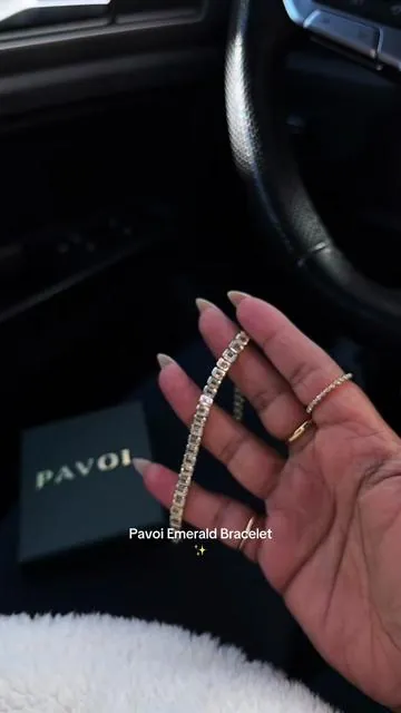 #emeraldbracelet #tennisbracelet #emeraldcut #pavoi #pavoibracelet @PAVOI 