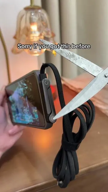 The upgrade on this cord is crazy🤯 and you get a storage bag for free! #chargingcord #charger #invisibleholdercharger #Basemo#valentinesday 