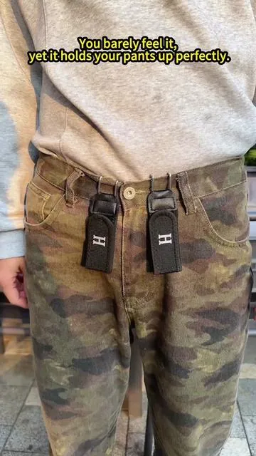 Say goodbye to the heavy belt buckle! This buckle-free elastic belt keeps your pants secure and comfortable, with a clean and invisible look. Perfect for daily use or outdoor activities! #TikTokShopHolidayHaul #TikTokShopCyberMonday #belt #BuckleFreeBelt #TikTokShopJumpstartSale 