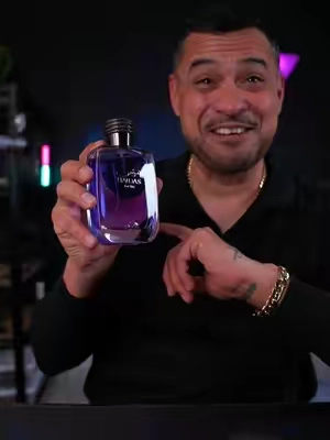 Hawas by Rasasi para hombre 3.4 oz Eau de Parfum, fragancia masculina fresca y aromática con notas de manzana, bergamota, canela, acordes acuáticos, ámbar gris, musk y maderas, excelente proyección y larga duración de 8+ horas, ideal para uso diario, citas, oficina o noche, perfume masculino versátil muy vendido y bien calificado #hawas #rasasiperfume #perfumeshombre #fragancias