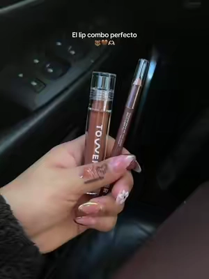 Nude lip combo 💋🤎#tiktokshopcreatorpicks #tower28 #tower28beauty #lipcombo #labiales 