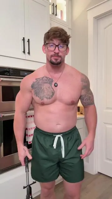 Upper body training anywhere #homeworkout #workout #gym 