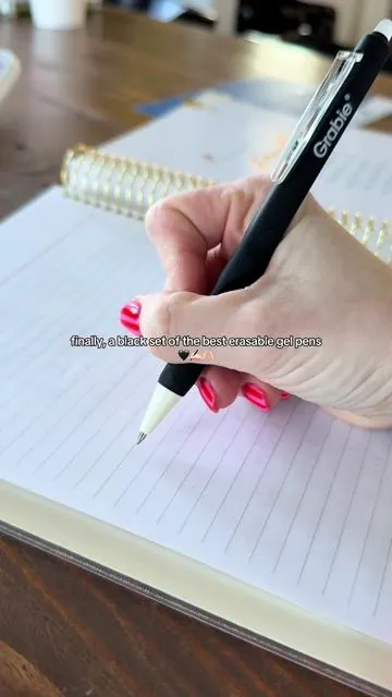 I love color, but these black pens are gonna be used THE MOST.  #pens #gelpens #planner 