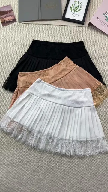 Lace pleated mini skirt, summer layering essential! 🎀☁️ Lightweight & breathable, easy to style!#lace #pleatedskirt #skirt #womensfashion #tiktokshopholidayhaul 