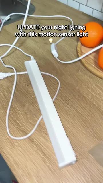 Why pay more? This motion sensor light saves you more!💡💕✨#cabinetlights #undercabinetlights #homelighting #ledlights #shinepal #motionsensor #kitchenlighting 