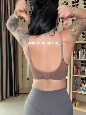 This push-up bralette is wire free and so comfy! @MaidenformOfficial #bra 