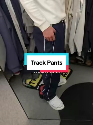 Its soo clean… #baggytrackpants #trackpants #baggypants #affordable 