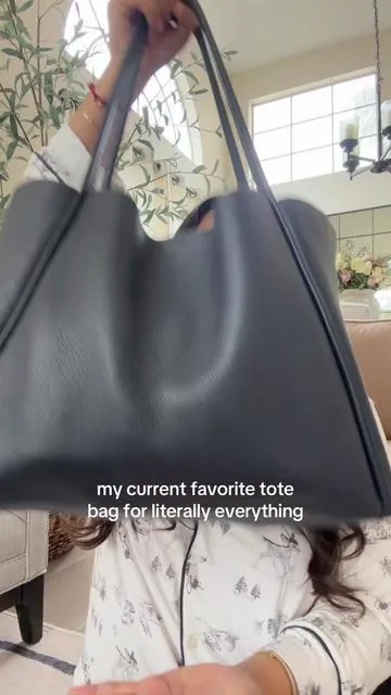 And I can always count on my @Portland Leather bag 🙂‍↕️ #whatsinmybag #pursetok #whatsinmypurse #workbag @Bink Made 