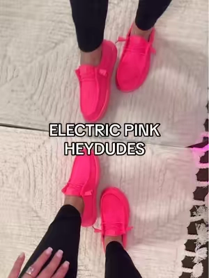 What color are you getting? HEYDUDE Wendy Funk Mono ✨💗🌶️🙌🏻 #heydudes #heydude #tiktokshopcreatorpicks 