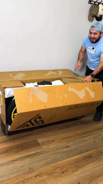 Acompáñame a armar esta bicicleta todo terreno de de 1500 watts de poder#ebike#electricbike#bike#tiktokshop#creatorsearchinsights 