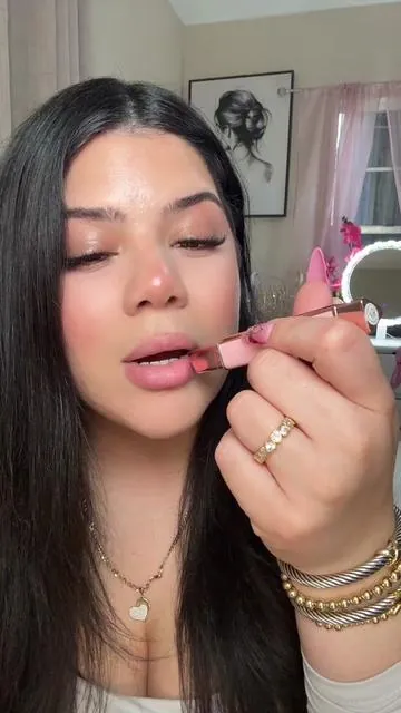 #hydratinglipgloss #lipplumpergloss #lippies #lipoil #lipgloss 