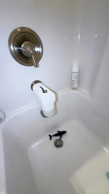 If you’re using the Canopy baby bath water filter, don’t forget the replacement cartridges 🛁💧 These bath filter refills help maintain reduced chlorine and irritants for a gentler bath routine. Such an easy restock for toddler moms keeping bath time clean and consistent. 💦 #canopybathfilter #bathfilter #filterreplacement #babybathfilter #bathtimeessentials 