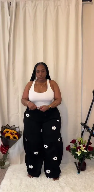 These pants are super cute, I can’t wait to through these on!  #fyp #unisexfashion #aelfricedenstreetwear #comfyoutfitinspo #tiktokmademebuyit 