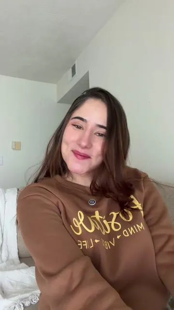 Cuando termine el video me planche el moquito que tenía , me di cuenta en la edición 😆🫣 ,si te la pides déjame saber qué tal la experiencia ✨ #louisvillekentucky #cosipanda🇨🇺 #paratiiiiiiiiiiiiiiiiiiiiiiiiiiiiiii #mamaprimerisa #tiktokshop 