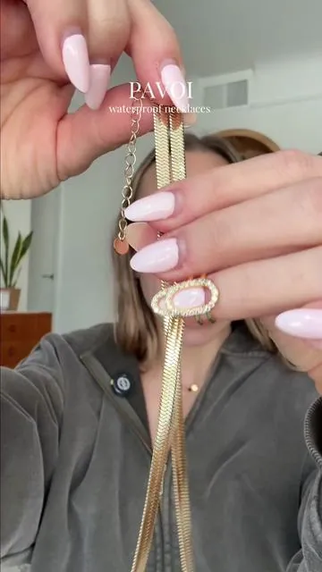 Pavoi’s NEW waterproof necklaces are here and they’re already hot sellers!  #necklace #waterproofnecklace #waterproofjewellery #pavoi #pavoijewelry 