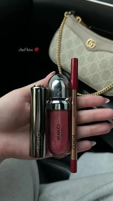 SWATCHED AT THE END #kiko #kikomilano #lipcombos #redlipstick #redlipgloss 