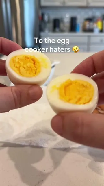 I literally use it once or twice a week because we eat so many eggs. And I’m not slaving over the stove that long. @YonsyaKitchen #tiktokshopcreatorpicks #tiktokshopstockup #tiktokshopfinds #mealprep #KitchenHacks 