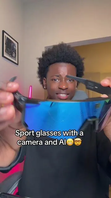 These glasses are way better #smartglasses #oakley #oakleymeta #aiglasses #cameraglasses 