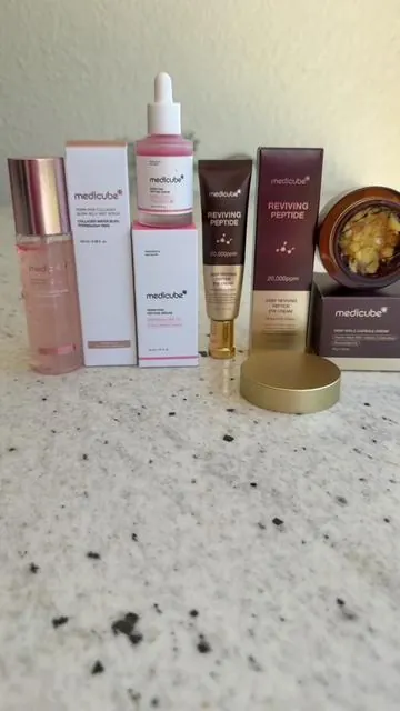 Medicube Esthetician Nikki‘s Picks Bundle #tiktokshopstockup #tiktokshopcreatorpicks #antiagingskincare #medicube @medicube US Store 