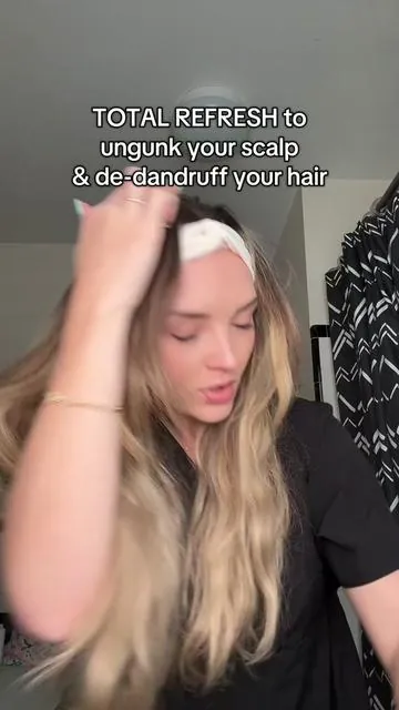 Healthy scalp = healthy hair without the flakes 🙌🏼  #scalpcare #haircare #dandruff #oilyhair  @Jupiter 