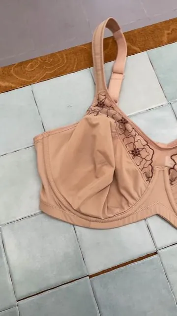 Chic support that celebrates your curves. Discover the beauty of comfort.👑 #HSIA #hsiabra #bra #plussize #curvy #comfortable #fashionfinds #tiktokshopfinds #minimizer w