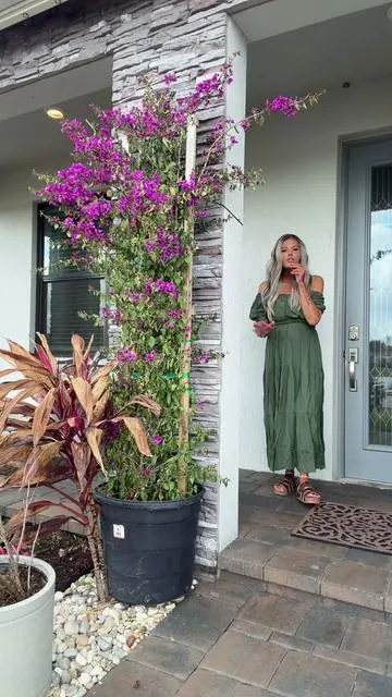 ZESICA Women’s 2026 Boho Sexy Off Shoulder Short Sleeve Smocked Side Split Flowy A Line Tiered Maxi Dress #bohodress #maxidress #SpringSummerStyle #TikTokShopCreatorPicks #springfashionfest 