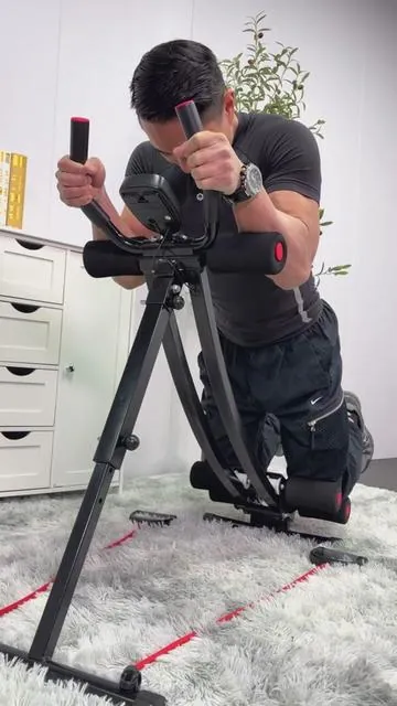 Updated ab machine, curl track engag more abs#abworkout #sixpack #abmachineathome #homegymequipment #tiktokshopstockup 