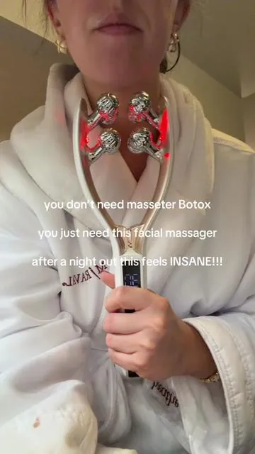 OMG this face massager - the relief in my jaw and face I can’t even explain it! #masseterbotox #facialmassage #jawline 