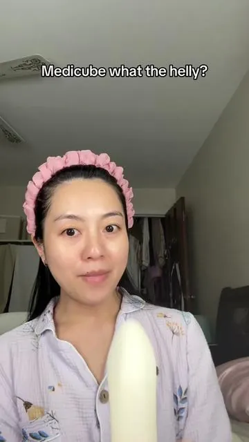 Medicube brand new 3- step at home spa set.  ✨how to use:  - Step 1 Cleansing Head removes makeup, SPF, excess sebum, and helps deep clean pores for smoother texture. - Step 2 V Roller Head targets jawline, cheeks, and under eye area for a more lifted and defined look. - Step 3 Mini Booster Pro Plus helps your skincare absorb better for that hydrated, glass skin glow. Right now you can get the set plus PDRN Booster Gel and PDRN Jelly to Foam Cleanser as a gift for a limited time, so definitely check it out🛒🛍️ @medicube US Store #medicubeminiboosterproplus #medicube #medicubeCleansingDevice #medicubeVRoller #MiniBoosterProPlus   