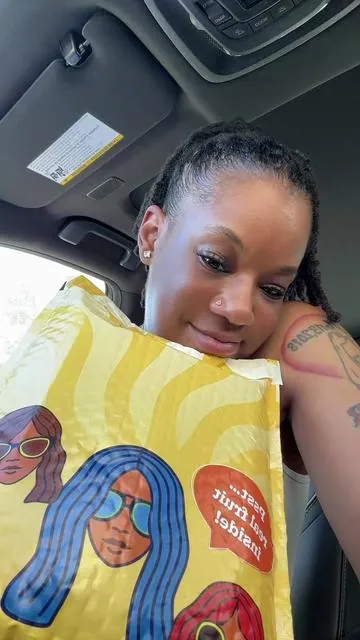 Best two flavors in a bundle pack, Strawberry and Blue Raspberry coated mangos! Try em you won’t be disappointed 🥭🥭🥭