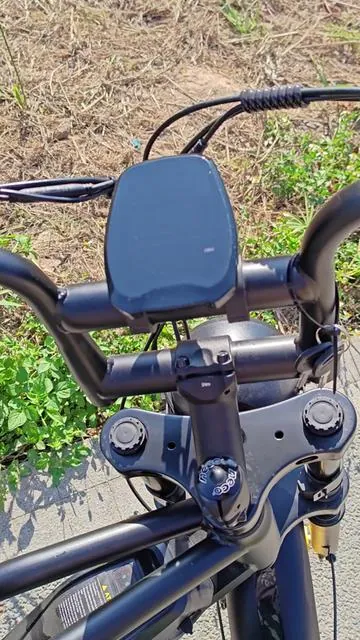 Twist, rush, hush—pure e-thrill.  #electricbike #tiktokshop #GiftedInLove#amazonfinds #lifehack      