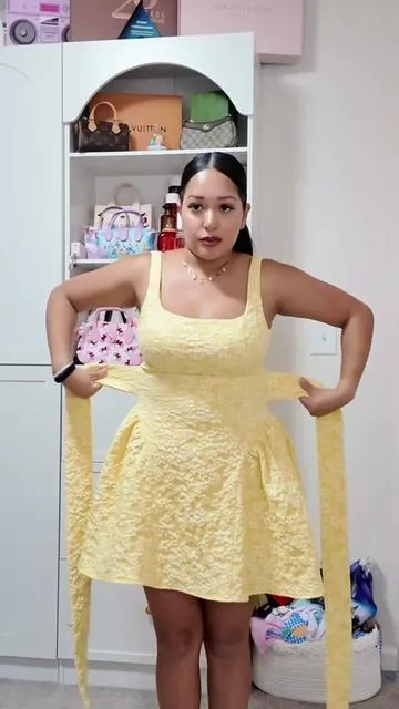 This dress is soo beautiful 🤌🏼 #ciderdress #floralminidress #minidress #tiktokshopspringglowup #tiktokshopcreatorpicks 