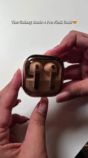 Samsung went off with the Pink Gold, I fear 😮‍💨🤏🏽 #@Samsung @Samsung US #samsung #galaxybuds4pro #technology #earbuds #techtok 